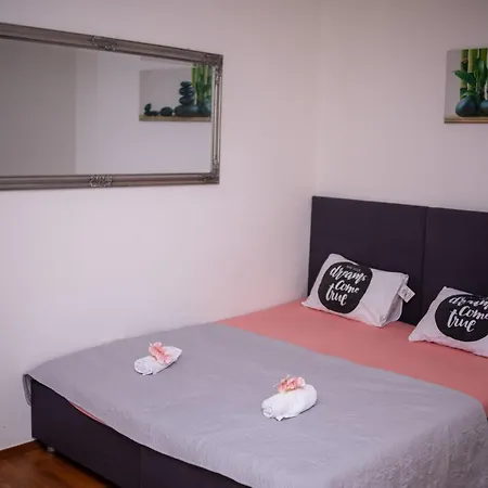 Mery Apartment